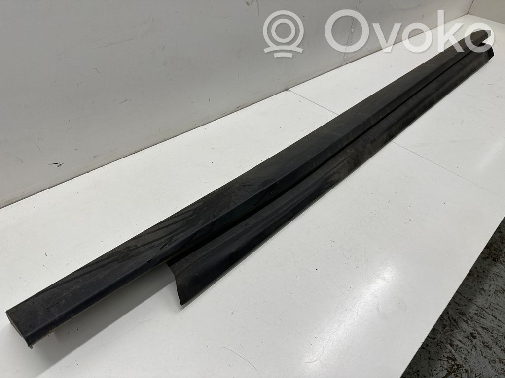 Ford Focus Sill 