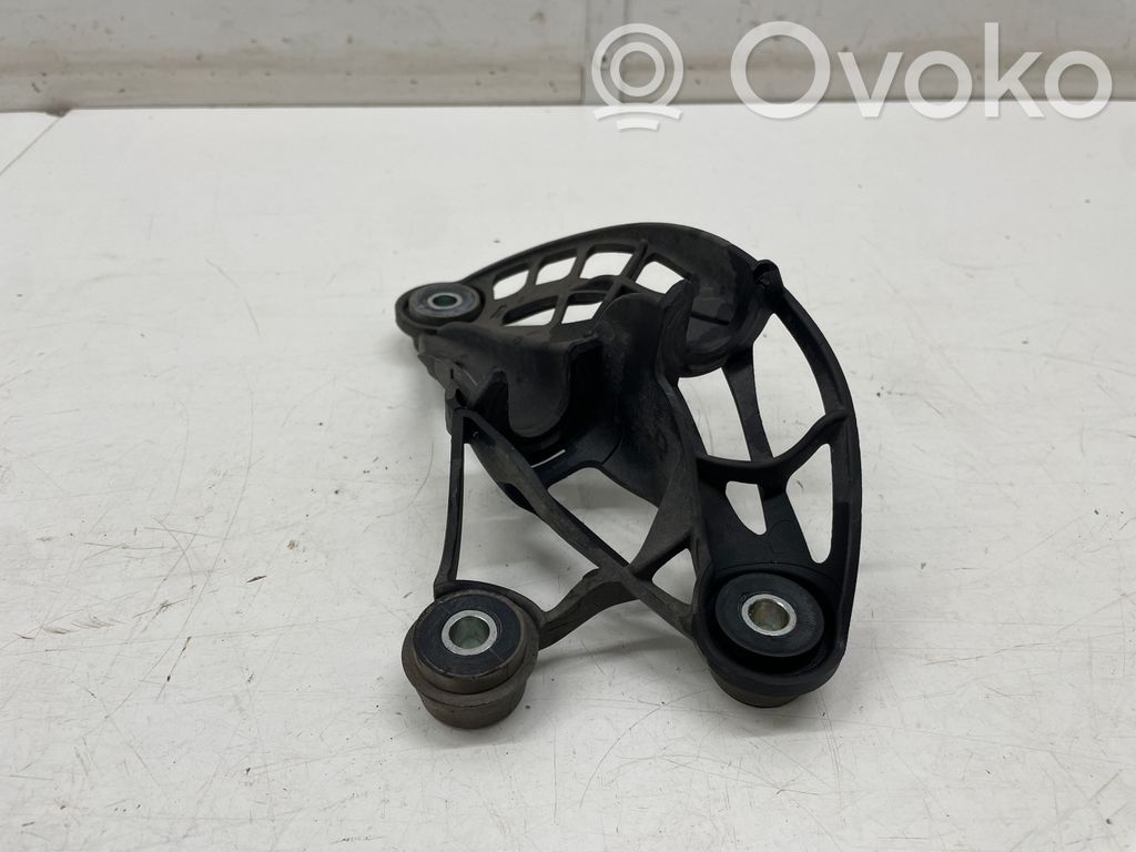 Opel Insignia B Gear shift cable bracket 
