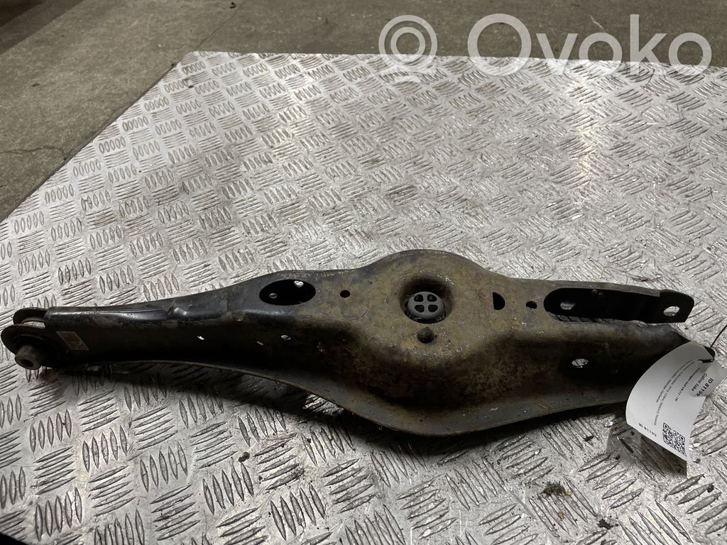 Volkswagen Golf VII Rear upper control arm/wishbone 