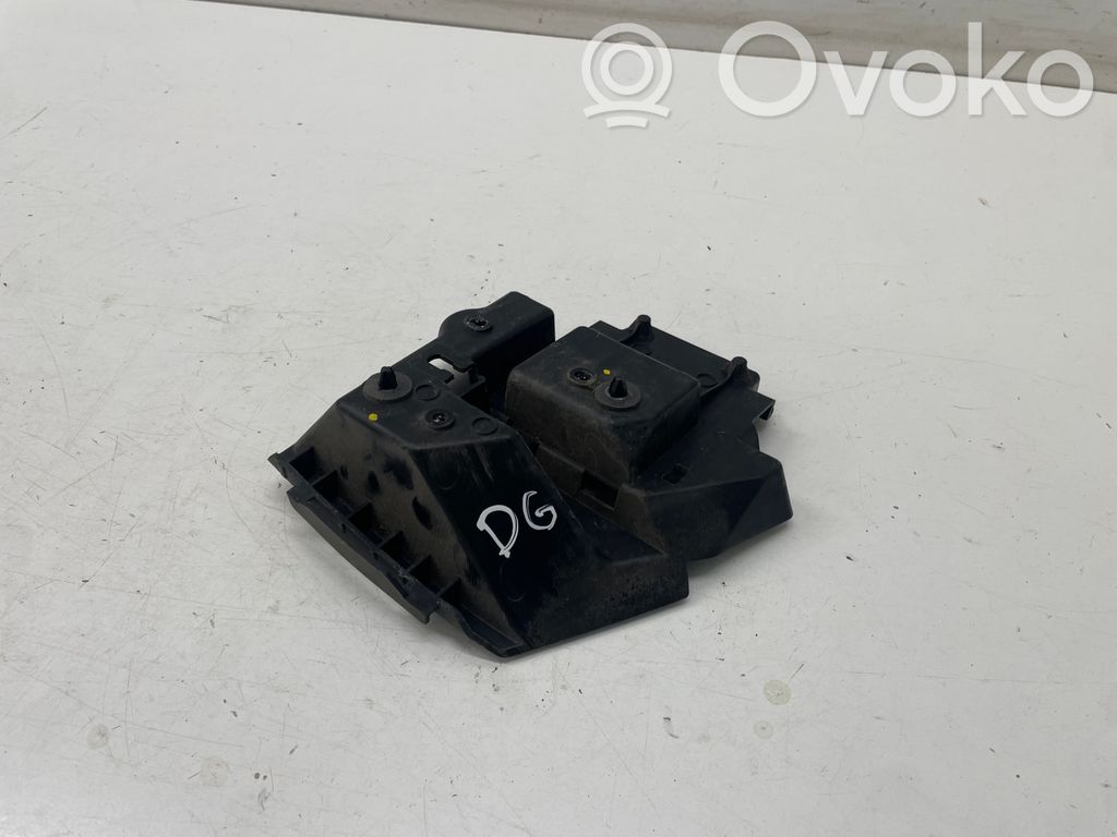 Ford Focus Rear bumper mounting bracket 