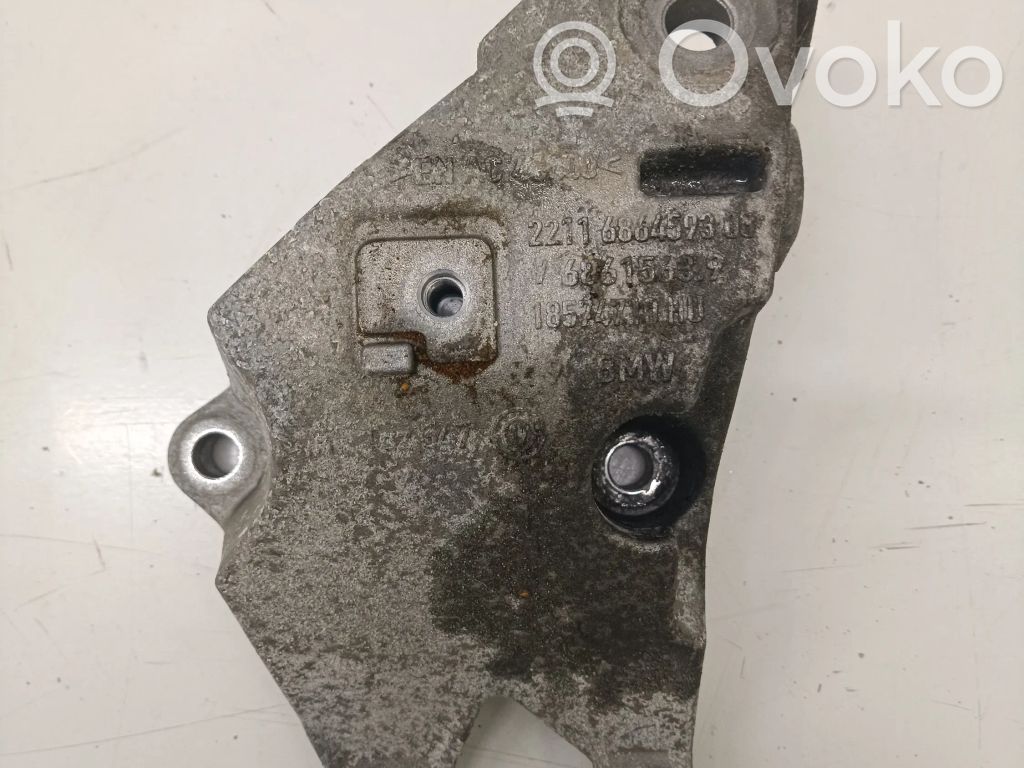 BMW 5 G30 G31 G38 Engine mounting bracket 