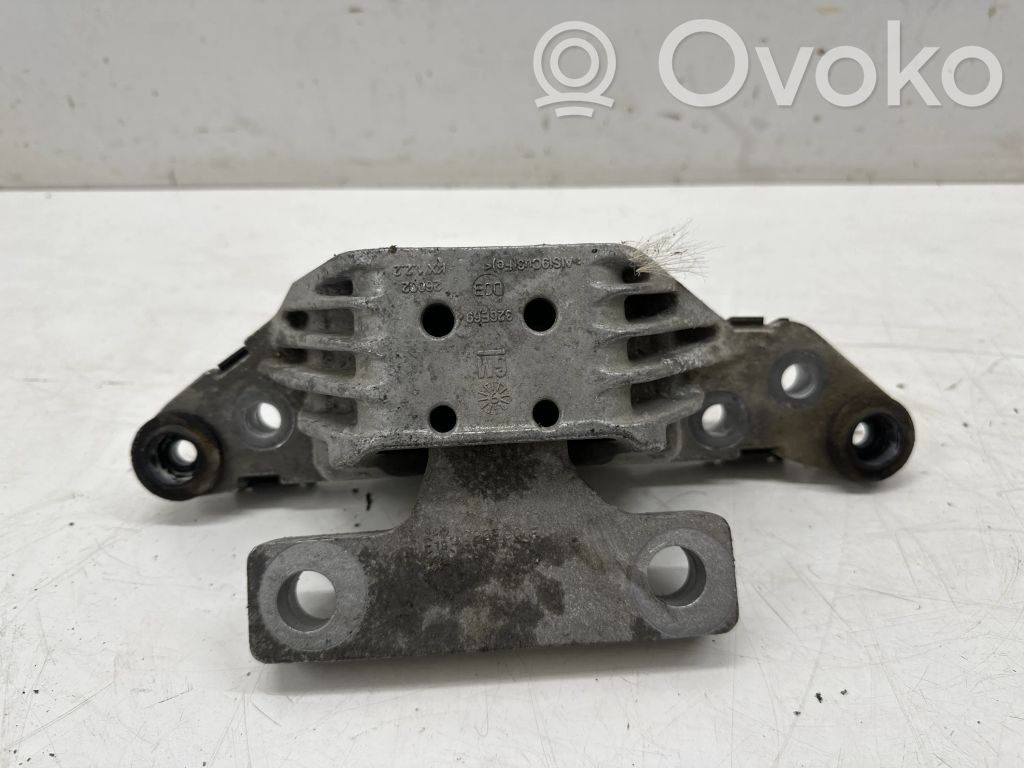 Engine mount bracket   39080458