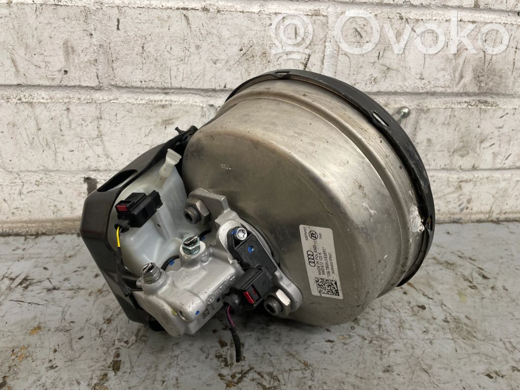 Audi A4 S4 B9 8W Wspomaganie hamulca 