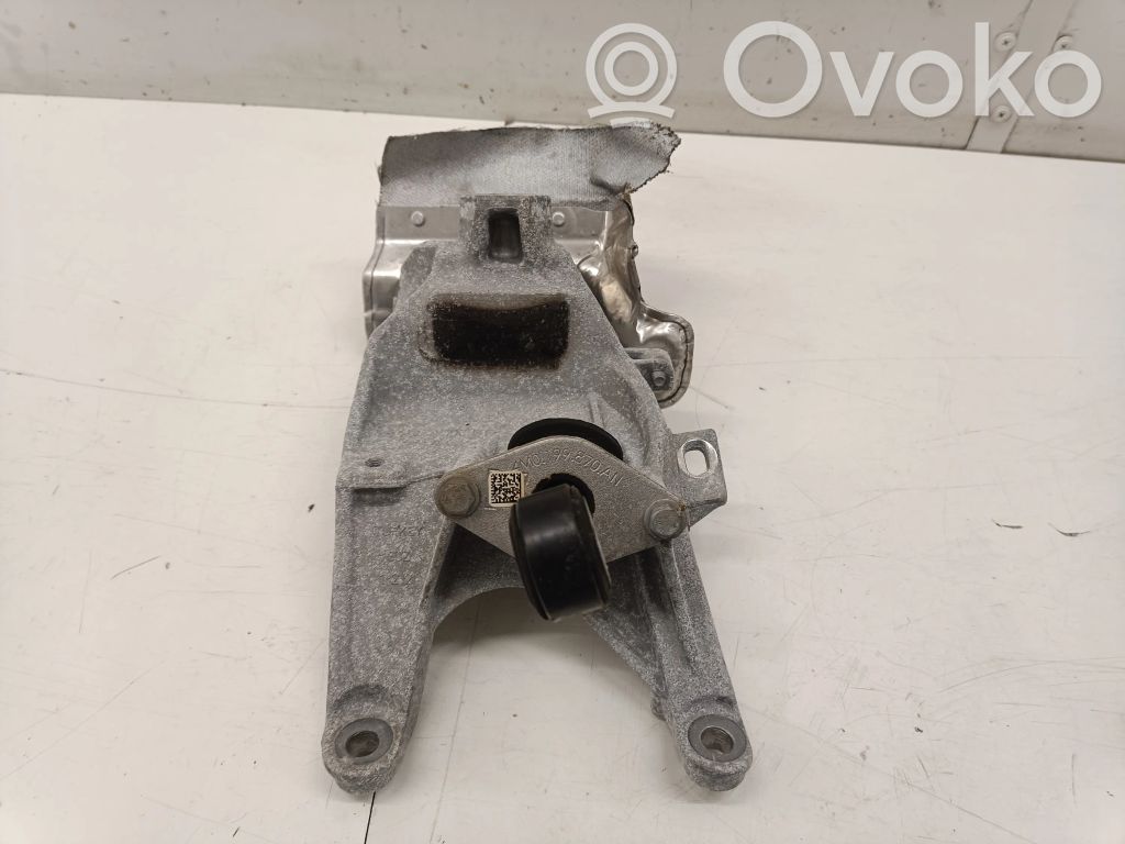 Audi A4 S4 B9 8W Engine mounting bracket 