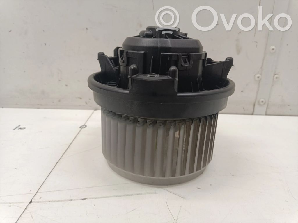 Mazā radiatora ventilators   EB1D2B2PAA03