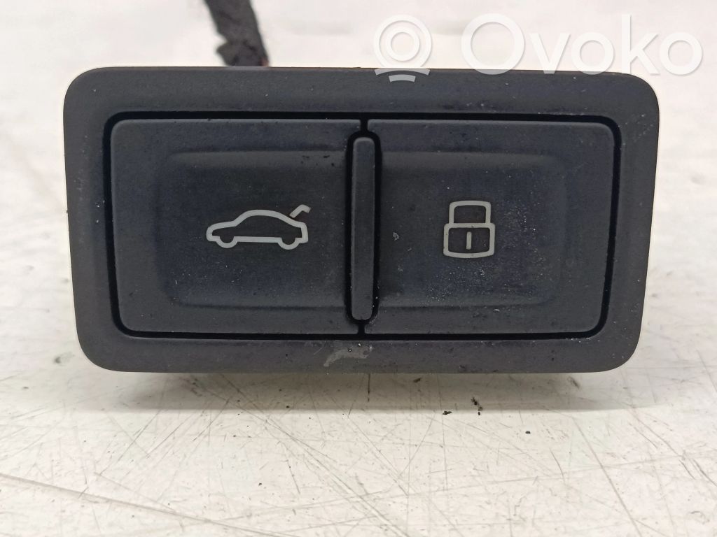Audi A7 S7 4G Tailgate/boot open switch button 