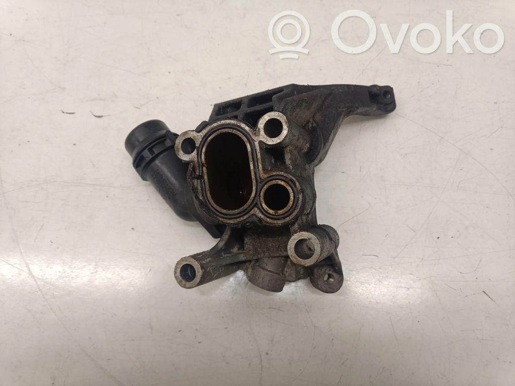 Audi A7 S7 4G Power steering pump mounting bracket 