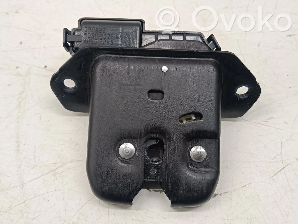 Nissan Qashqai J12 Tailgate/trunk/boot lock/catch/latch 