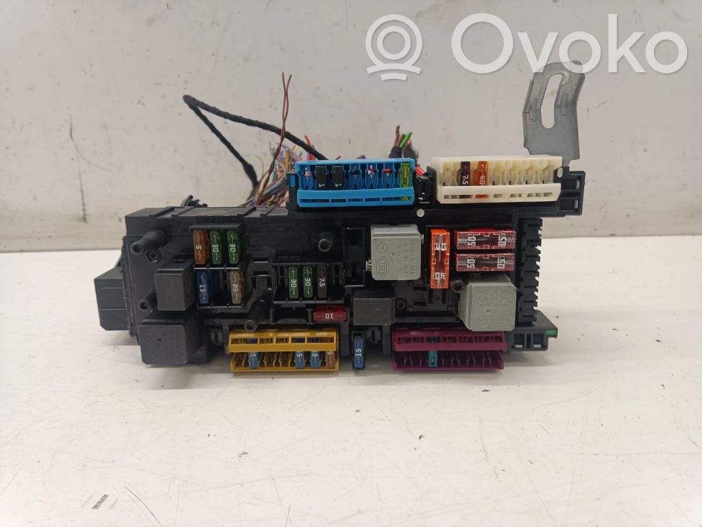 Mercedes-Benz E W212 Fuse module 