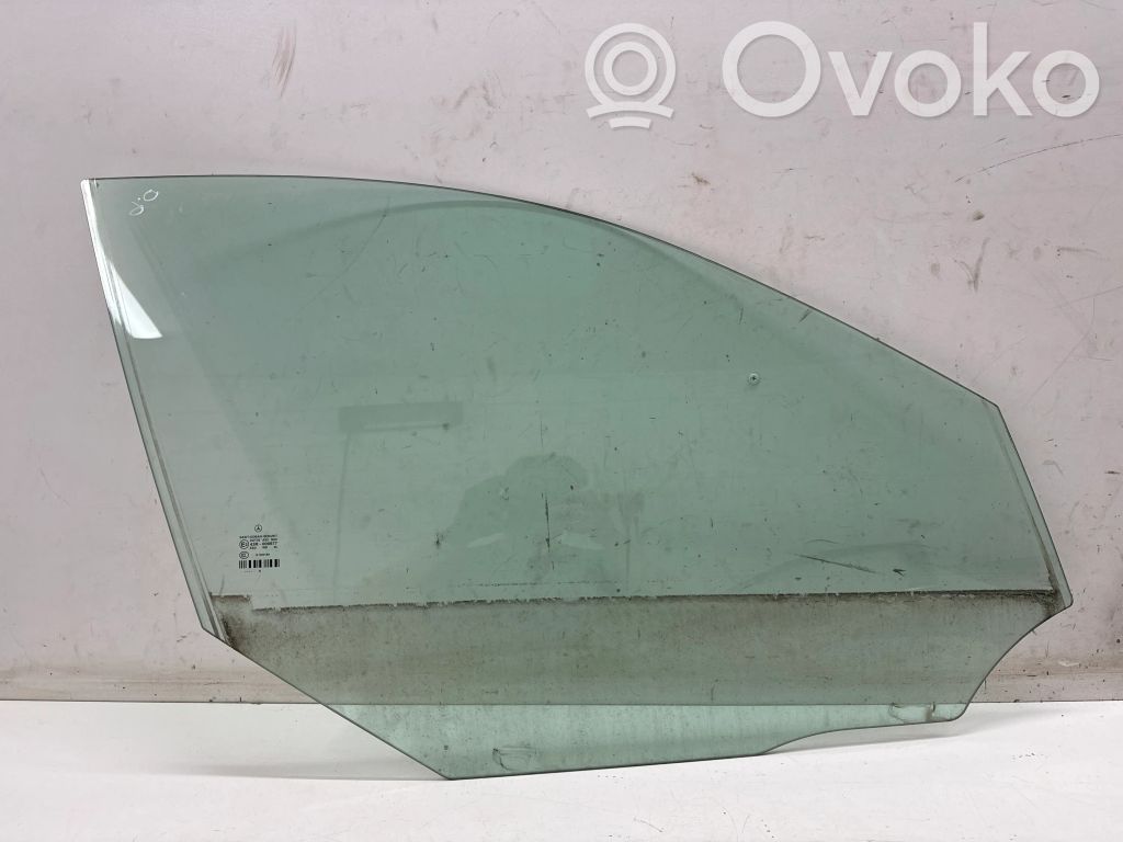 Mercedes-Benz E W212 Front door window glass four-door 