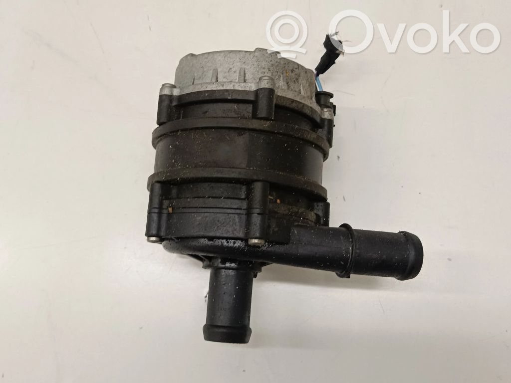 Polestar 2 Bomba auxiliar eléctrica de agua/refrigerador 