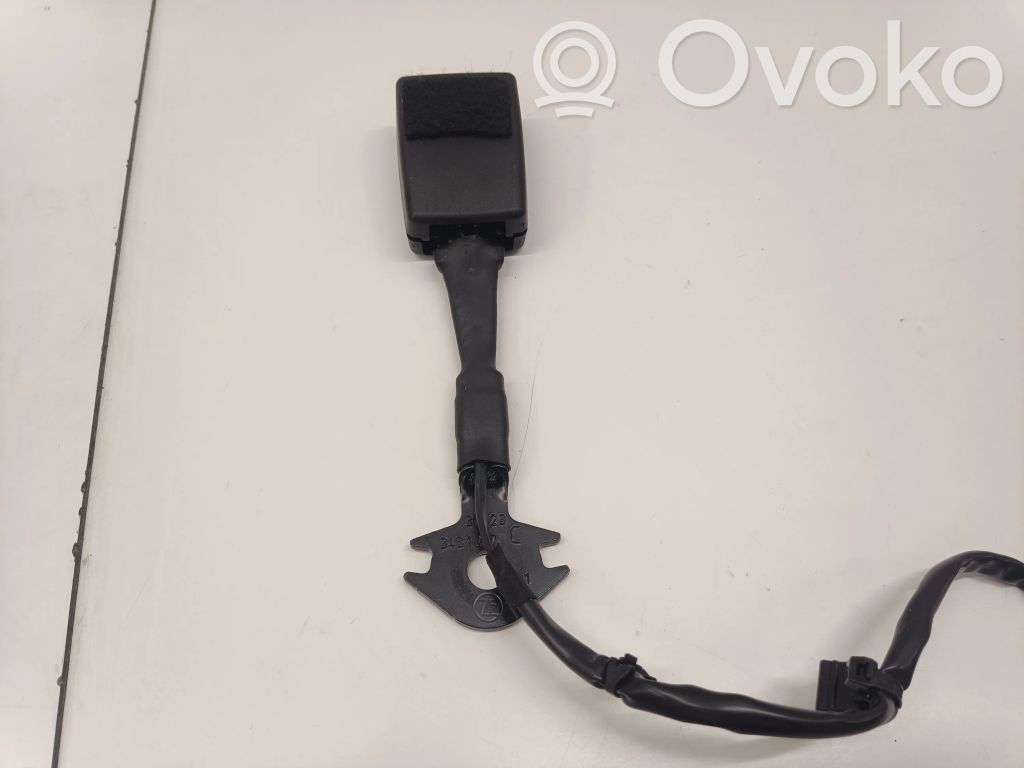 Nissan Qashqai J12 Klamra przedniego pasa bezpieczeństwa 