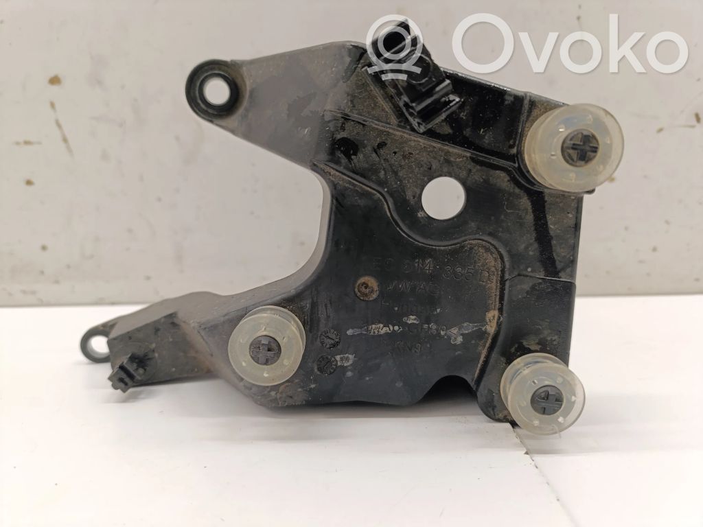 Skoda Enyaq iV ABS-pumpun kiinnike 
