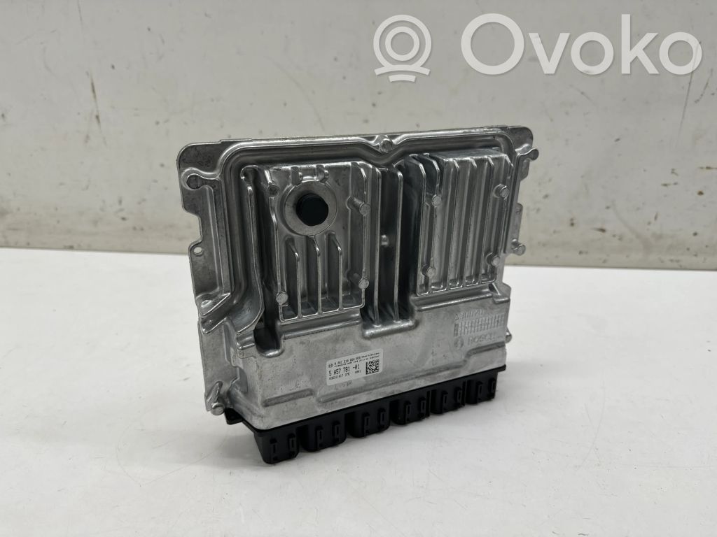 BMW 2 F44 Engine control unit/module 