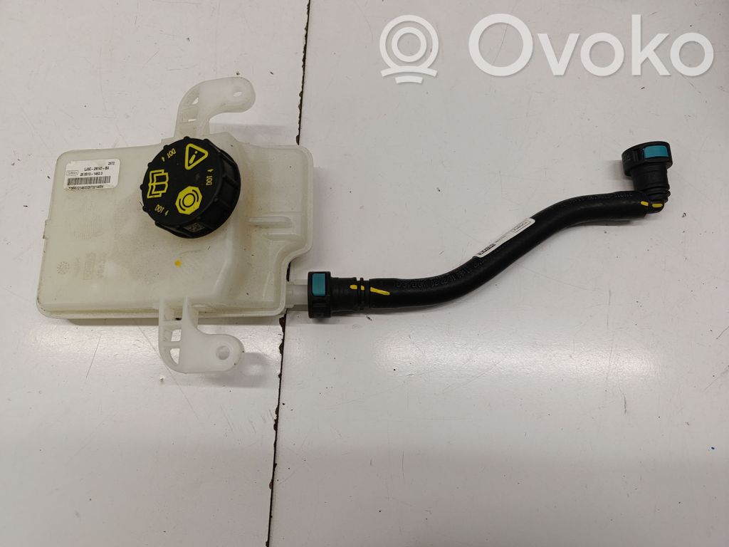 Ford Mustang Mach-E Jarrunestesäiliö 