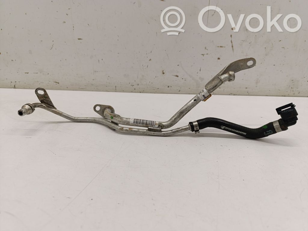BMW 2 F44 Przewód / Wąż chłodnicy 