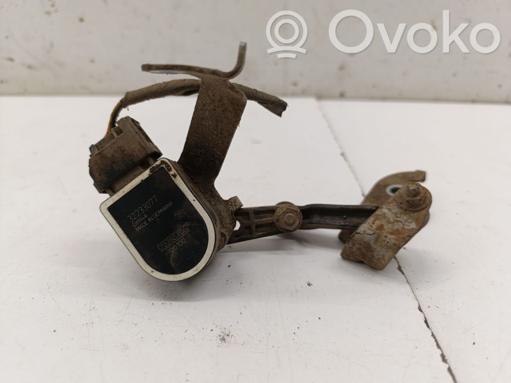Polestar 2 Headlight/headlamp level sensor 