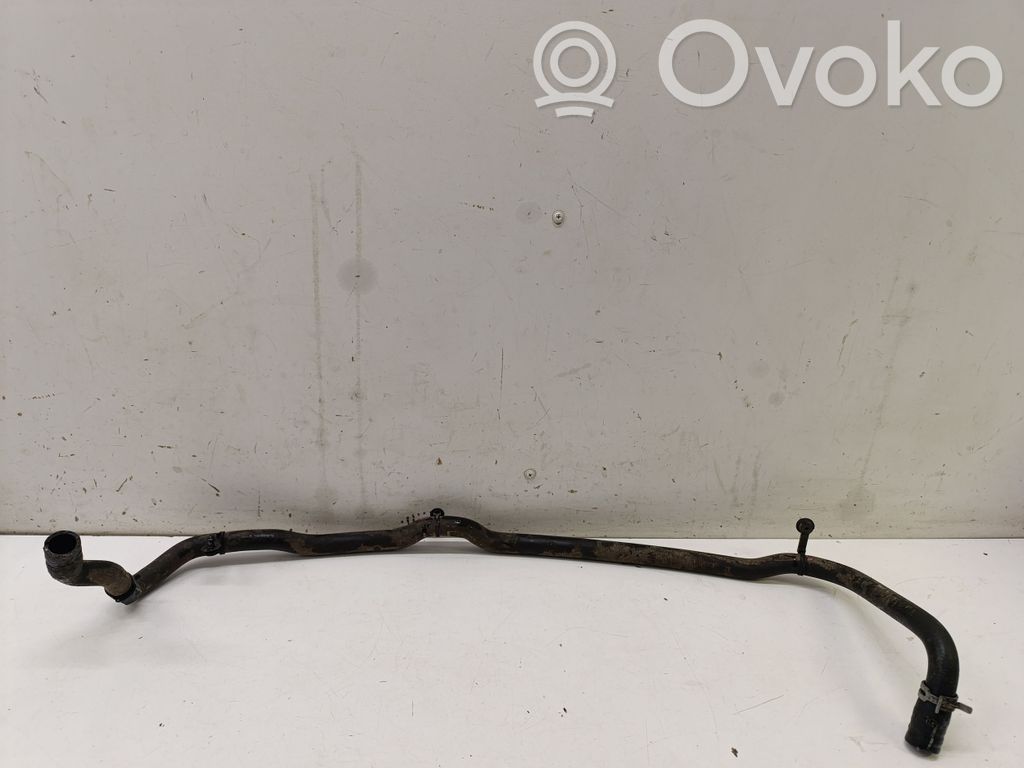 Polestar 2 Engine coolant pipe/hose 