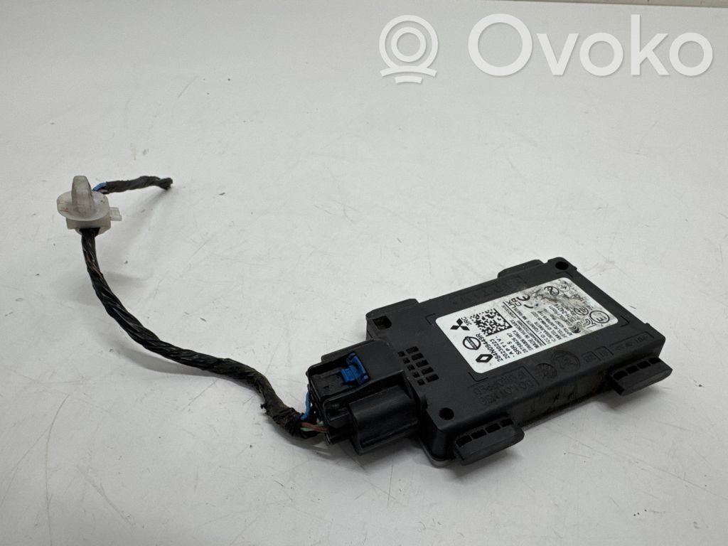 Nissan Qashqai J12 Blind spot module 