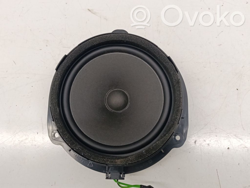 Audi A3 S3 8V Altavoz de la puerta trasera 