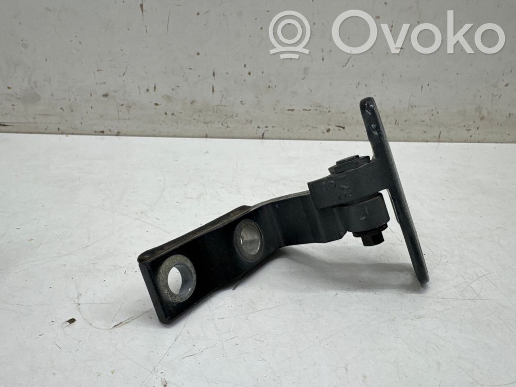 Front door upper hinge   31424585