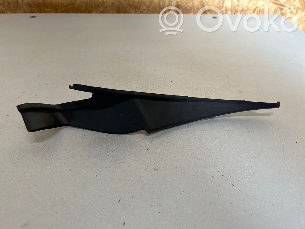 Renault Arkana Podszybie przednie 