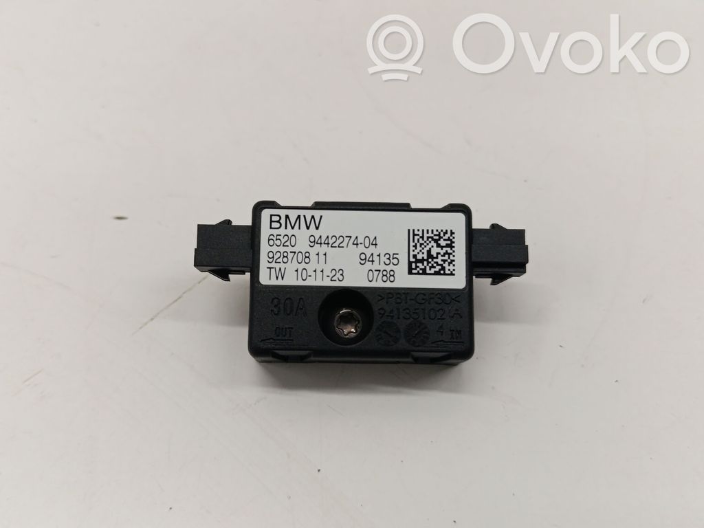 BMW iX1 Antenos stiprintuvas 