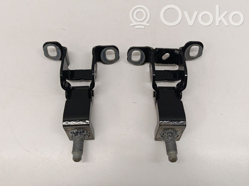 BMW iX1 Tailgate/trunk/boot hinge 