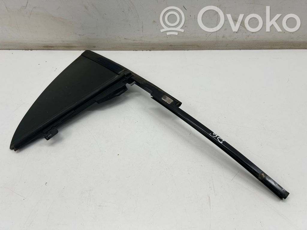 Mercedes-Benz CLA C118 X118 Ventanilla de ventilación de la puerta trasera