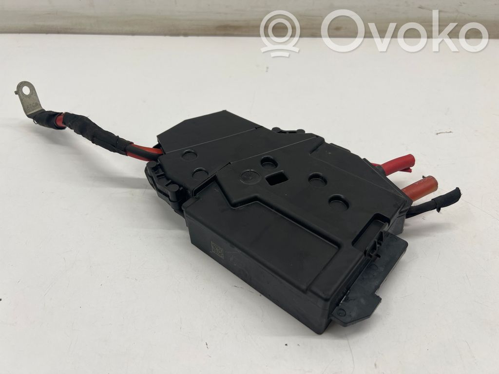 Mercedes-Benz CLA C118 X118 Cableado positivo
