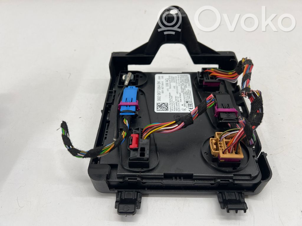 Porsche Taycan 9J1 Mukavuusmoduuli 