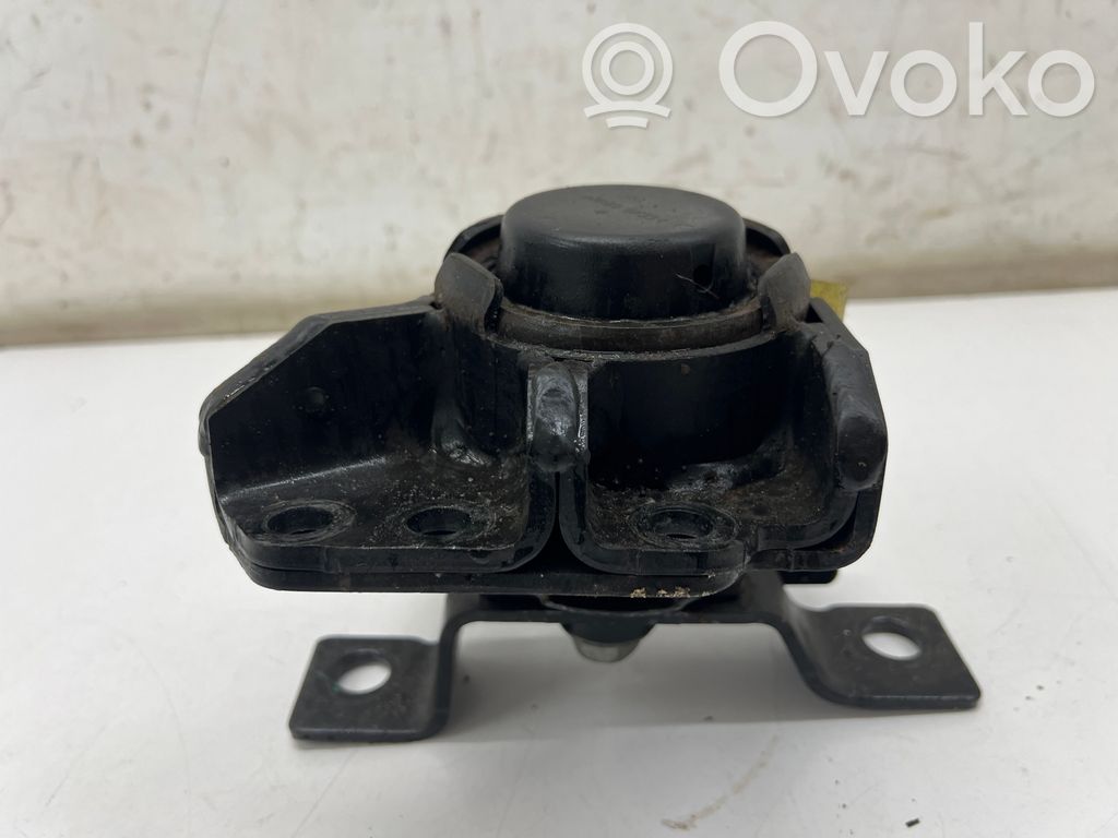 Engine mount bracket   DG936F012GC