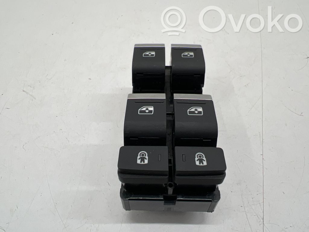 Audi Q8 e-tron Electric window control switch 
