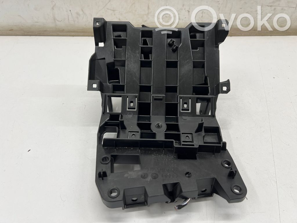 Audi Q8 e-tron Other center console (tunnel) element 