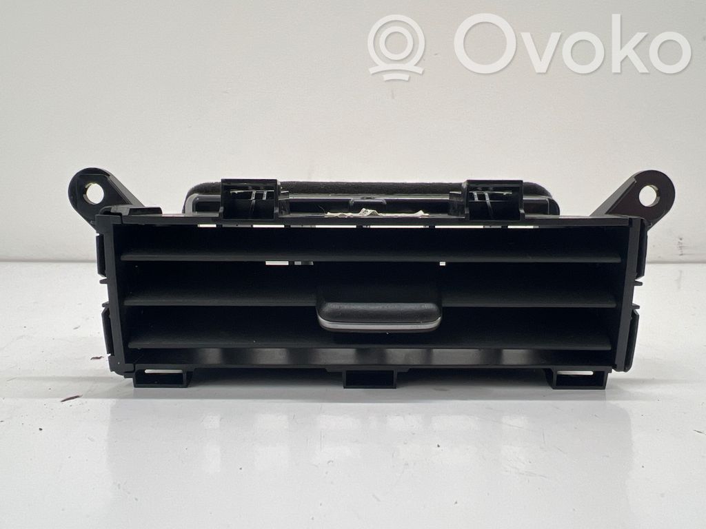 Mazda CX-30 Rejilla de ventilación central del panel 