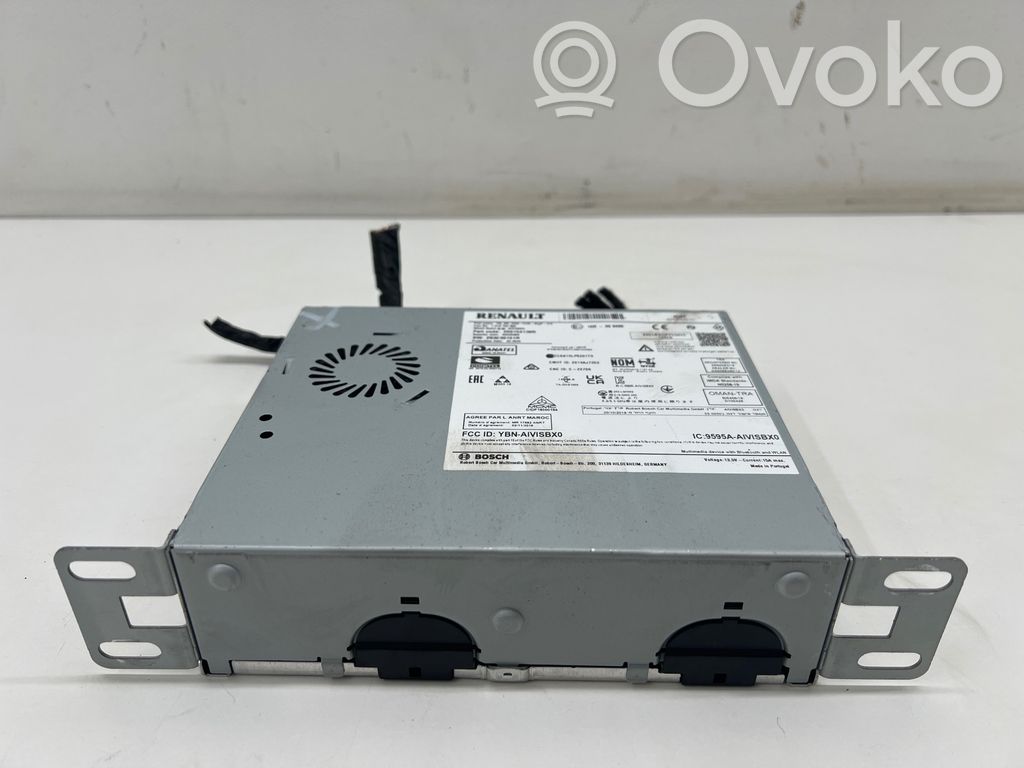 Renault Captur II Radio/CD/DVD/GPS head unit 