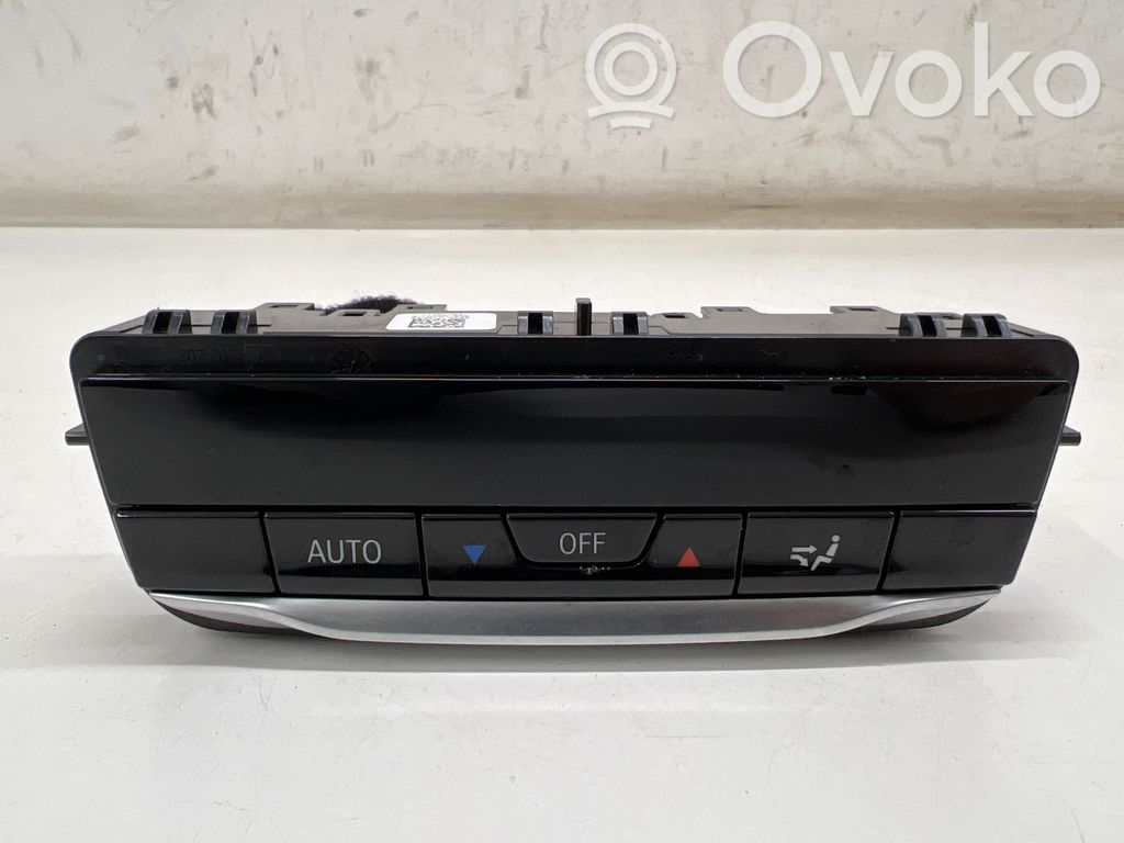 BMW i4 Climate control unit 