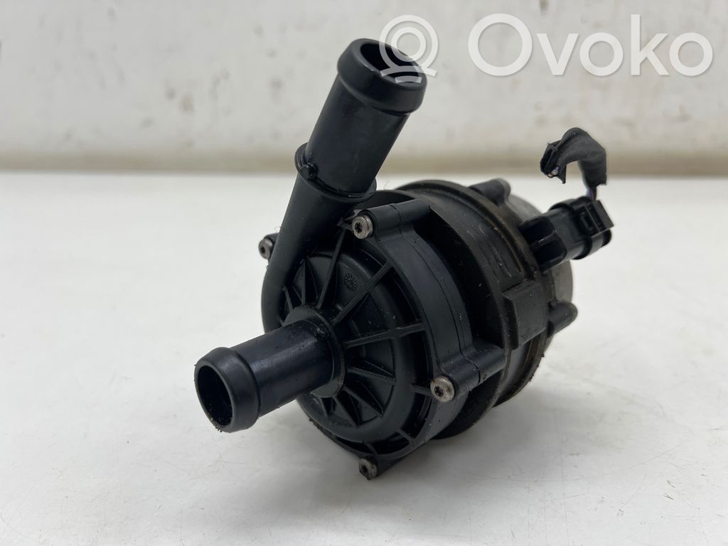 Polestar 2 Bomba auxiliar eléctrica de agua/refrigerador 