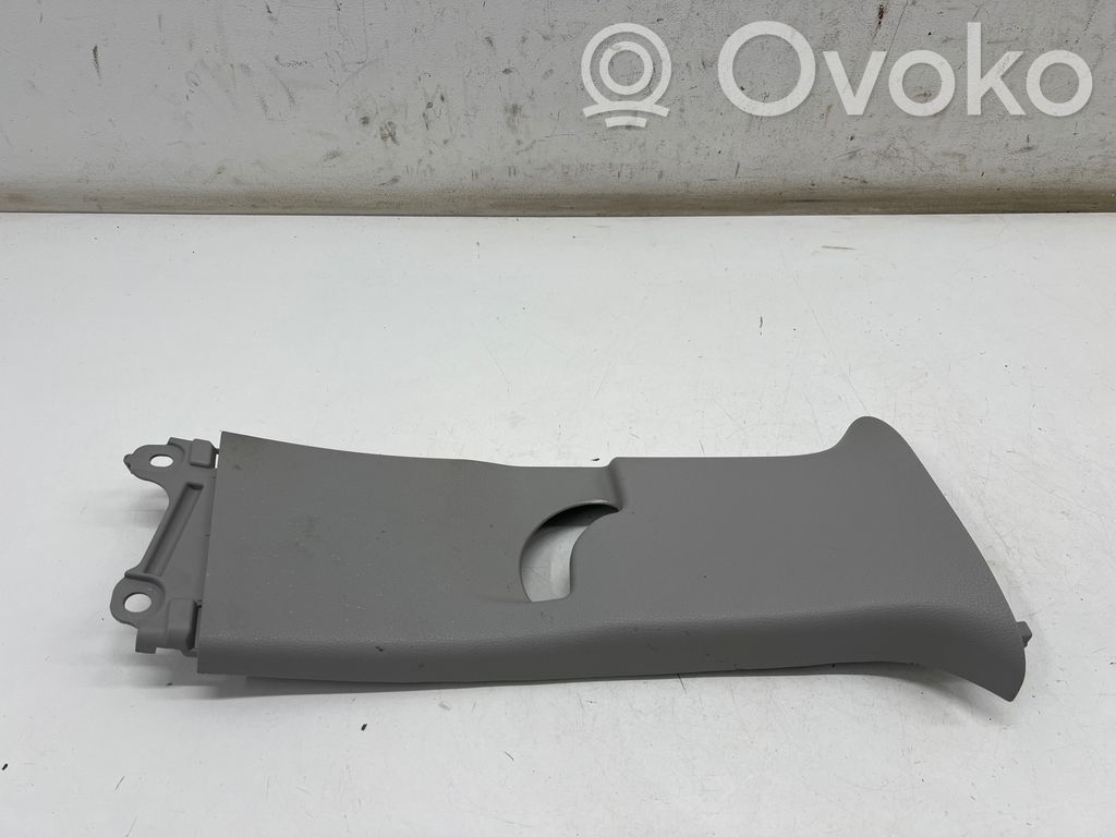 Osłona górna słupka / B   62411K0020,62411K0020A