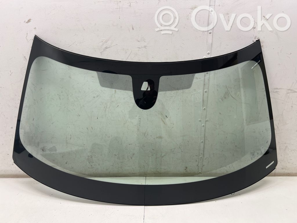 Mini Clubman F54 Front windscreen/windshield window 