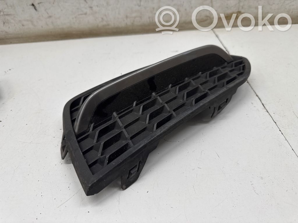 BMW 2 F22 F23 Grilă inferioară bară față 