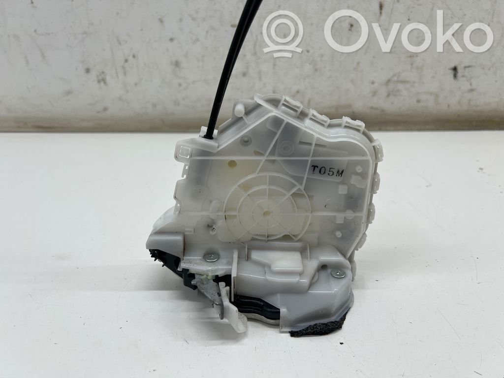 Mazda 3 Front door lock 