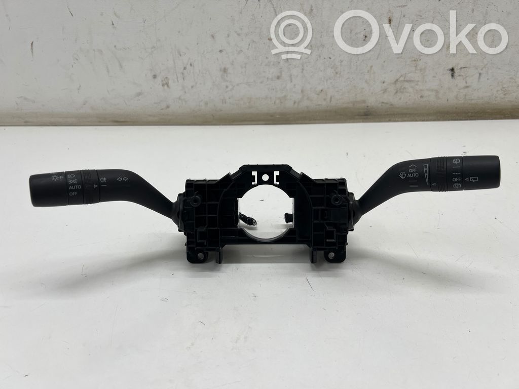 Mazda 3 Commodo, commande essuie-glace/phare 