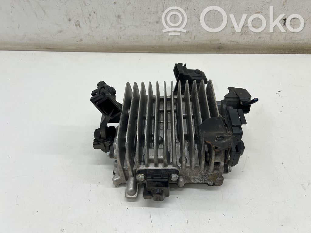 Mazda 3 Spannungswandler Wechselrichter Inverter 