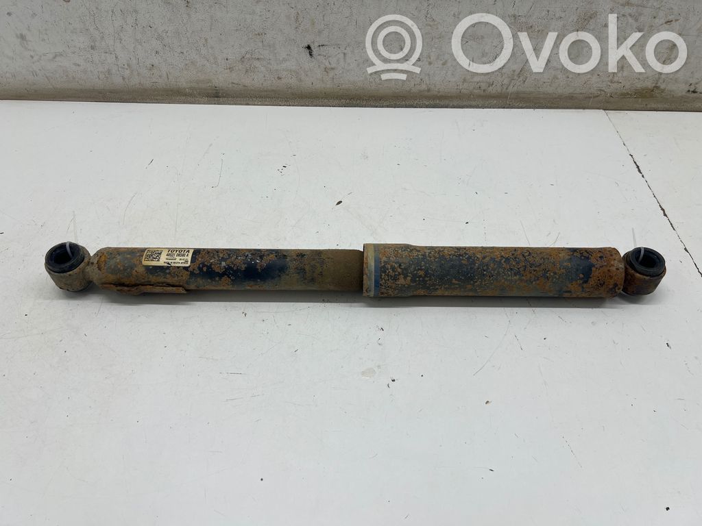 Toyota Hilux VIII Amortizor spate