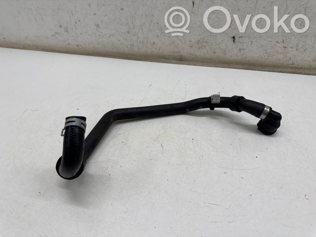 Mercedes-Benz EQB Conductă/furtun lichid de răcire motor