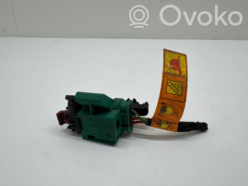 Altro tipo di cablaggio   4J0973704,PA66GF25