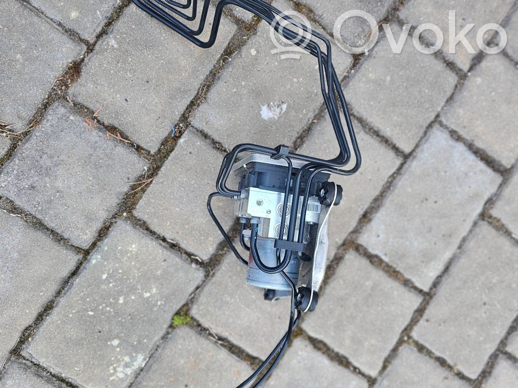 BMW 5 G30 G31 G38 ABS-pumppu 
