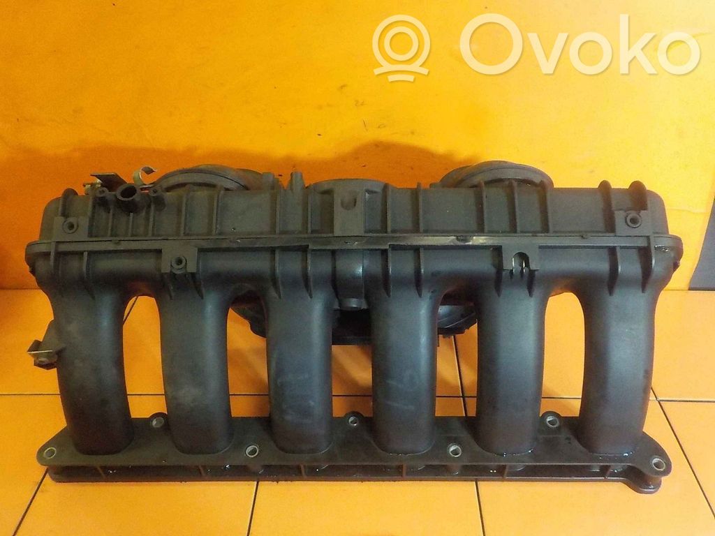 BMW 3 E90 E91 Intake manifold 
