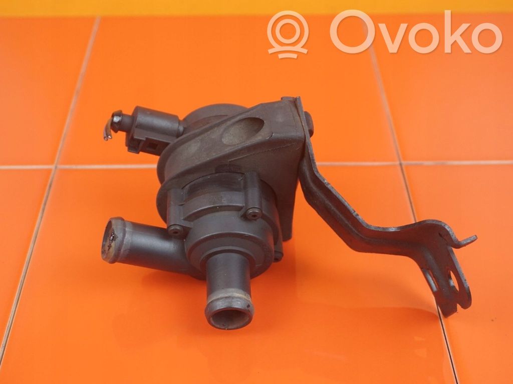 Volkswagen Scirocco Water pump 
